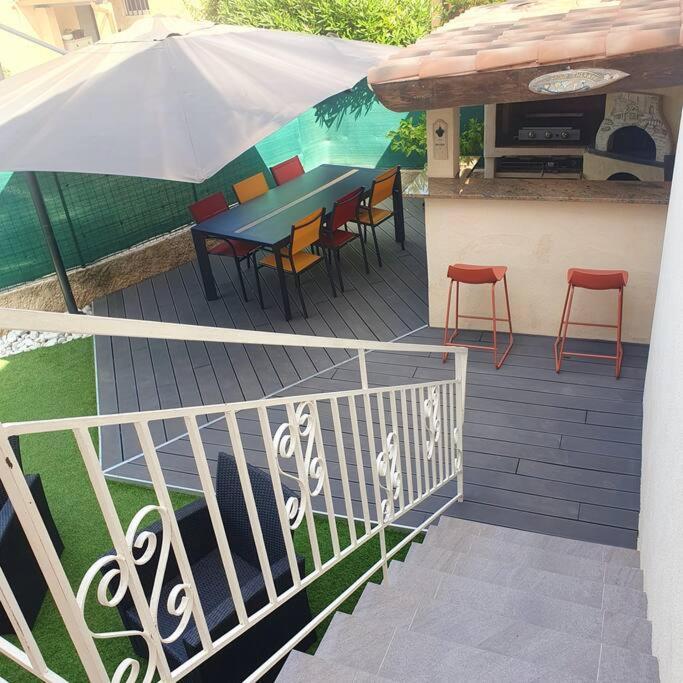 Joli Haut De Villa 3 Chambres Climatise Avec Jacuzzi Μαρινιάν Εξωτερικό φωτογραφία
