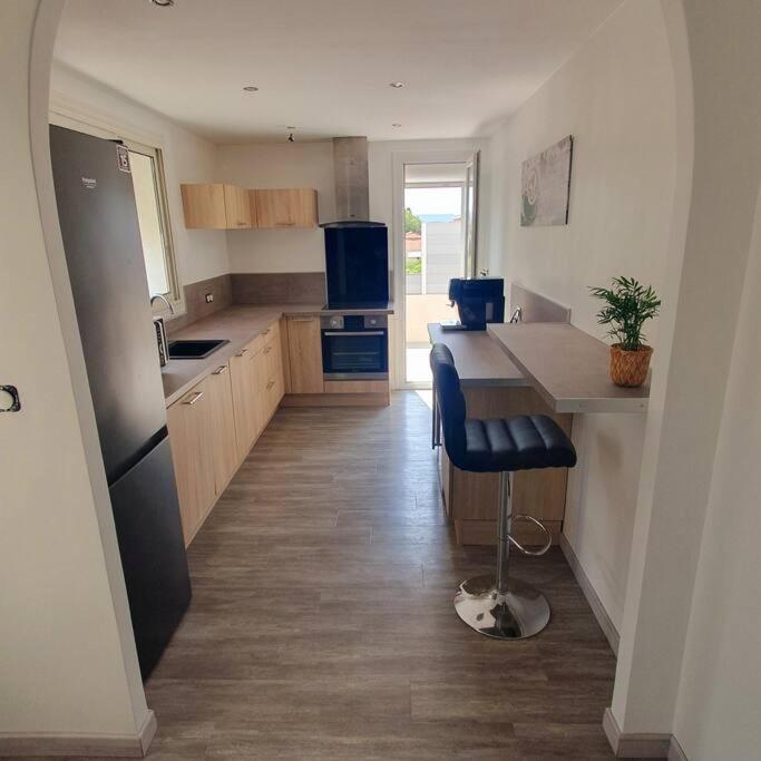 Joli Haut De Villa 3 Chambres Climatise Avec Jacuzzi Μαρινιάν Εξωτερικό φωτογραφία