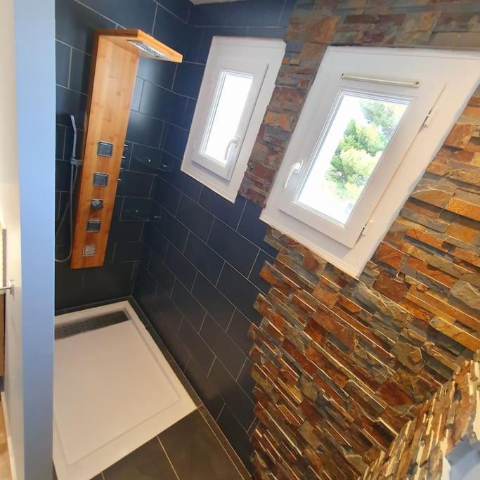 Joli Haut De Villa 3 Chambres Climatise Avec Jacuzzi Μαρινιάν Εξωτερικό φωτογραφία